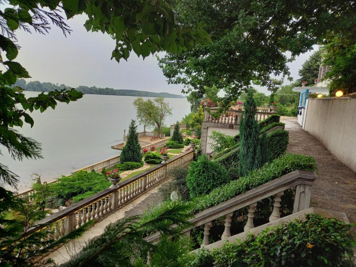 Vila Jugovo S Smederevo Exteriör bild